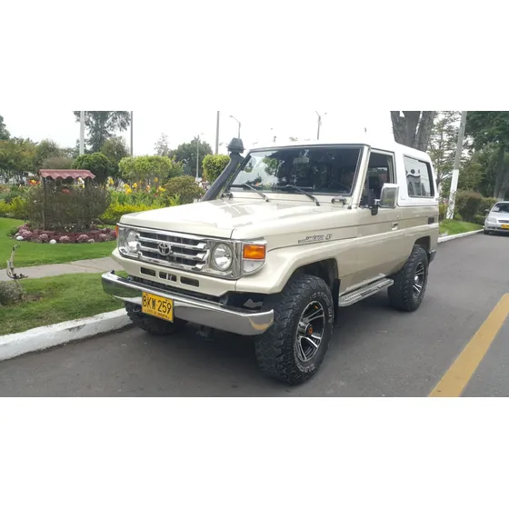 Toyota Land Cruiser 4.5 Fzj73
