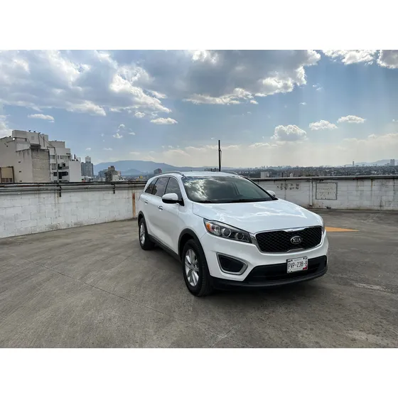 Kia Sorento 2.4 Lx At