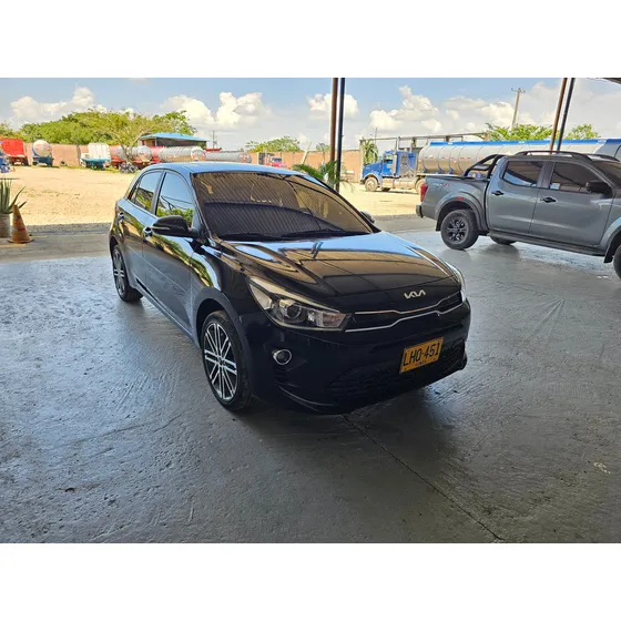 Kia Rio 1.4 Zenith Hb 5 P