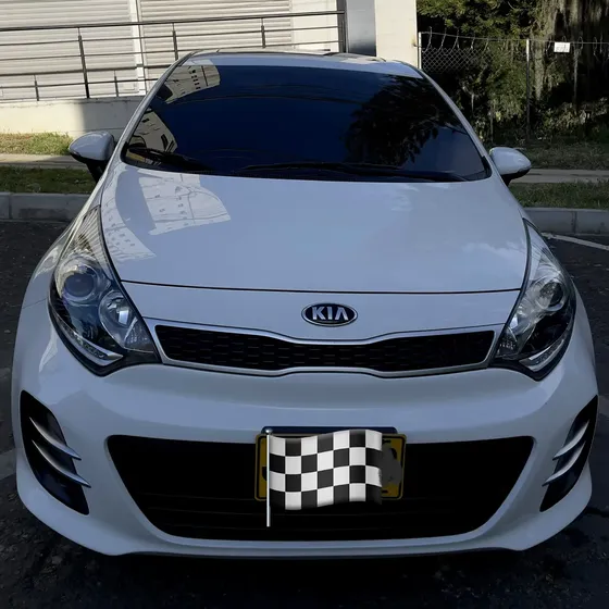 Kia Rio Spice R Summa 2017 1.2
