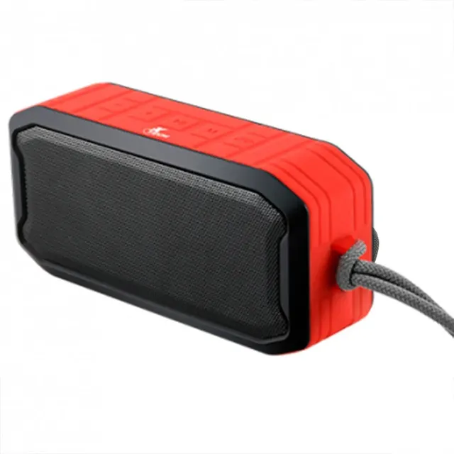 Parlante Portable Bluetooth Xtech Xts-621 5w Sd Usb 3.5mm