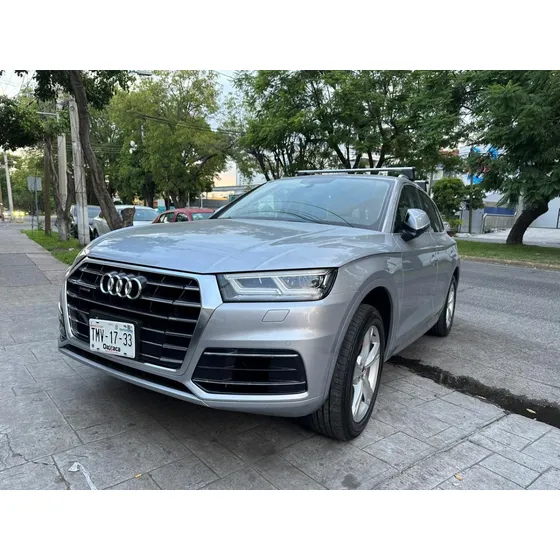 Audi Q5 2.0 L T Elite Dsg