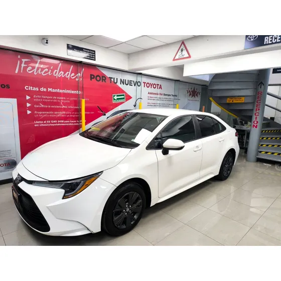 Toyota Corolla 4p Base L4/1.8 Aut