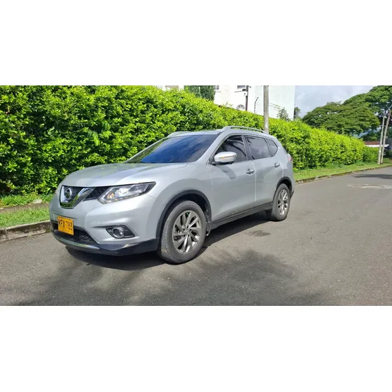 Nissan X-trail 2.5 Excluxive