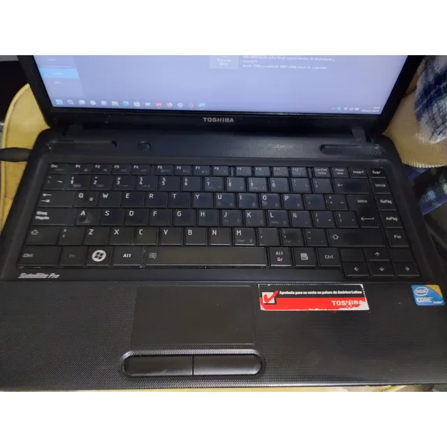 Laptop Toshiba Satellite C640