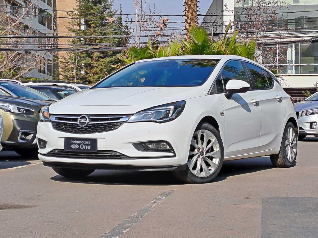 Opel Astra Enjoy 1.4 At