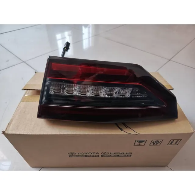 Stop Maleta Izquierdo Yaris E 2022-2023-2024-2025