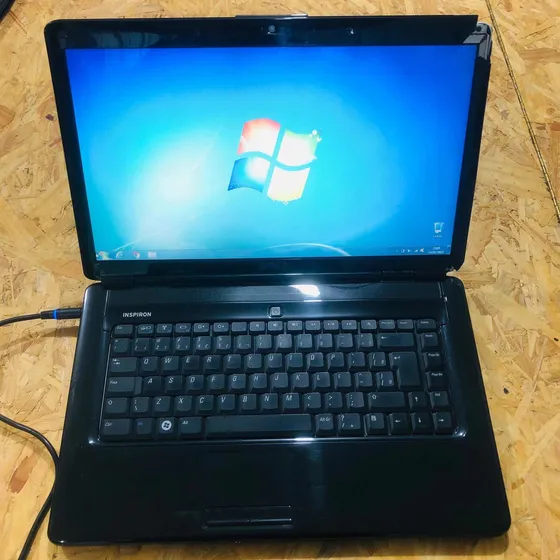 Notebook Dell Inspiron 1545 Tela 100% Moldura Quebrada.