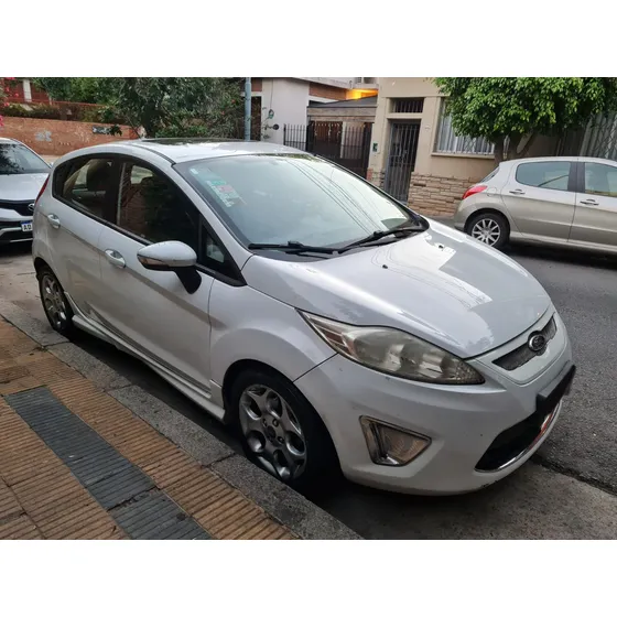 Ford Fiesta Kinetic Design 1.6 Titanium