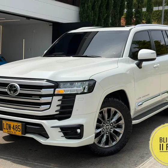 Toyota Land Cruiser 300 2023 Vx Arabe Blindaje 2 Plus Diesel 2023