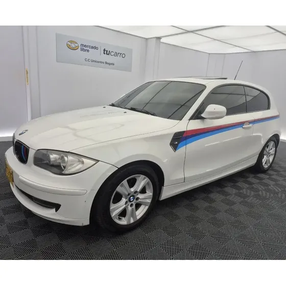 BMW 116i 2011 2011 Hatchback 3 Puertas Con Sunroof Y Llantas Runf