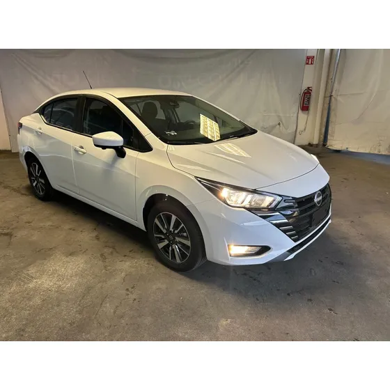 Nissan Versa 1.6 Advance Mt