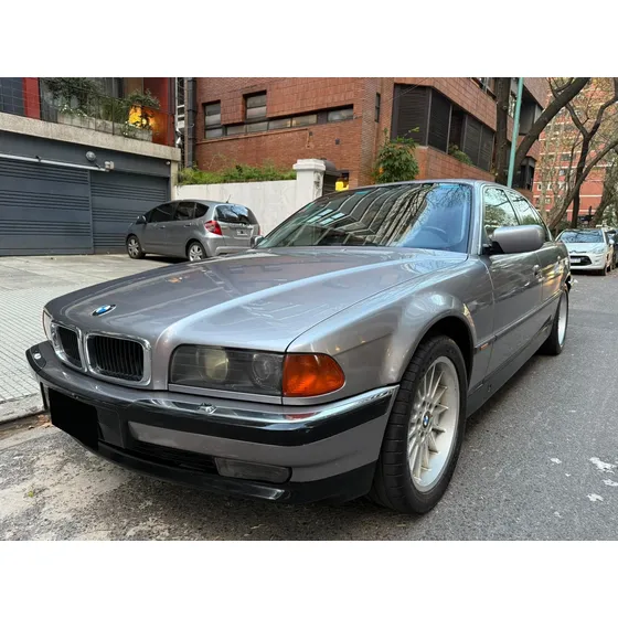 Bmw Serie 7 740i