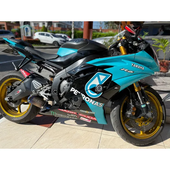 Yamaha R6r