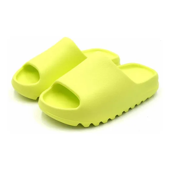 Cholas Chancletas Slide Yeezy Caballero
