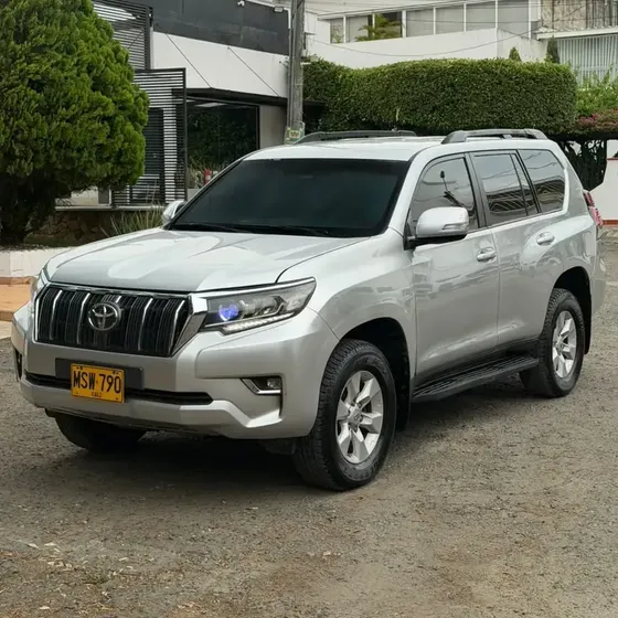 Toyota Land Cruiser Prado 2012 3.0 Tx