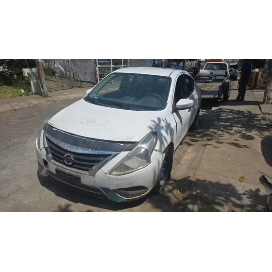 Nissan Versa 1.6 Advance At