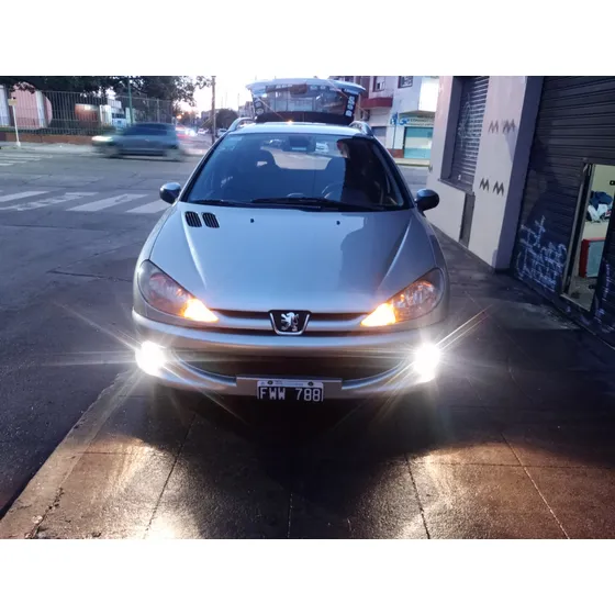 Peugeot 206 1.6 Sw Xt Premium Abs