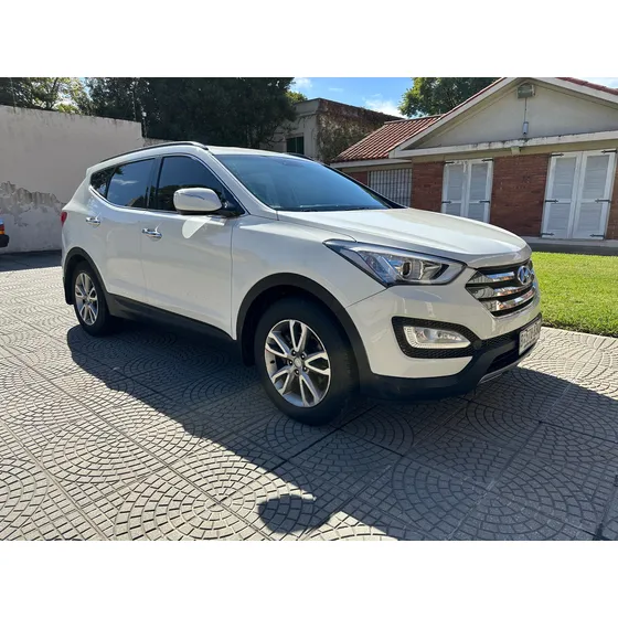 Hyundai Santa Fe 2.4 Seguridad 7as 6at 2wd