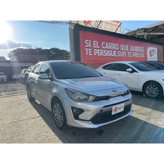Kia Rio 1.4 Vibrant Hb Mt