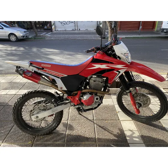 Honda Tornado 2021