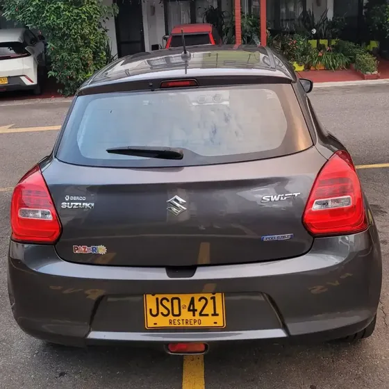 Suzuki Swift 2022 Hibrido