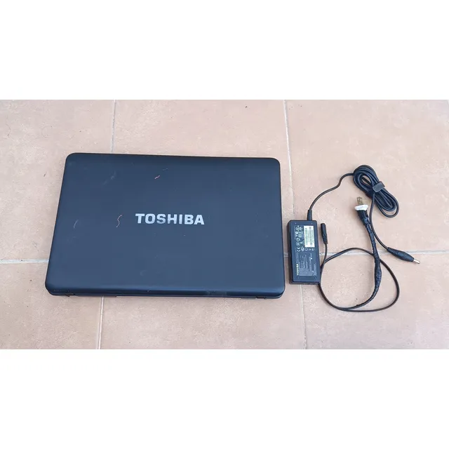 Laptop Toshiba Intel Core I3 / Para Reparar