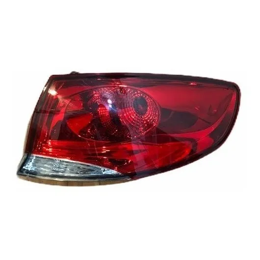 Farol Trasero Fiat Siena Attractive Derecho 2009 Al 2016