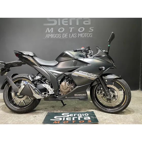Suzuki Gixxer 250 Sf 2027 700 Kms