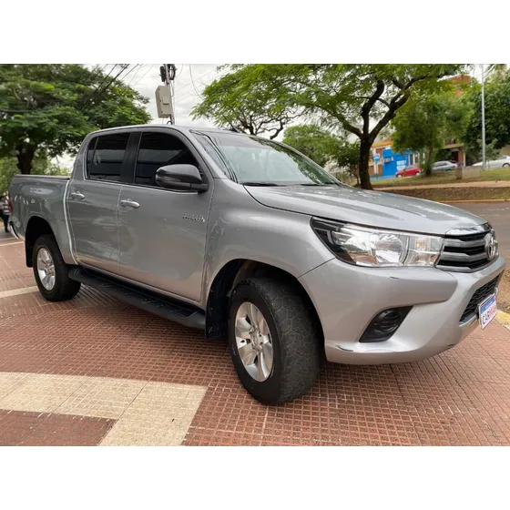 Toyota Hilux 2.4 Dc 4x2 Tdi Sr L16 2018