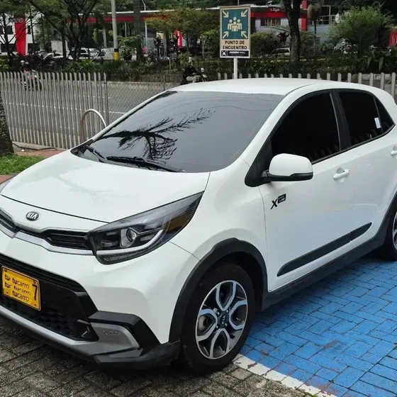 Kia Picanto 2022 1.25 X-line Mt. 4x2