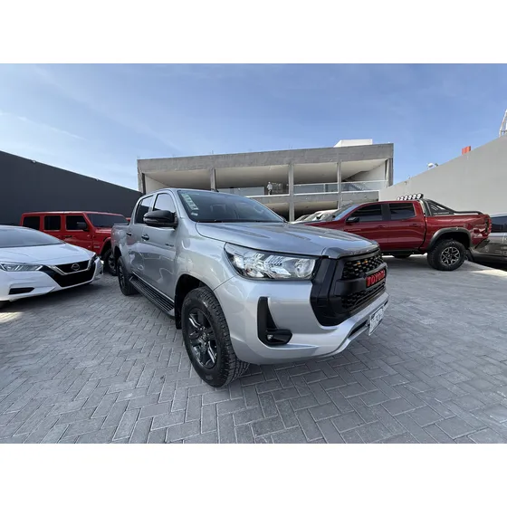Toyota Hilux 2.7 Cabina Doble Sr Mt