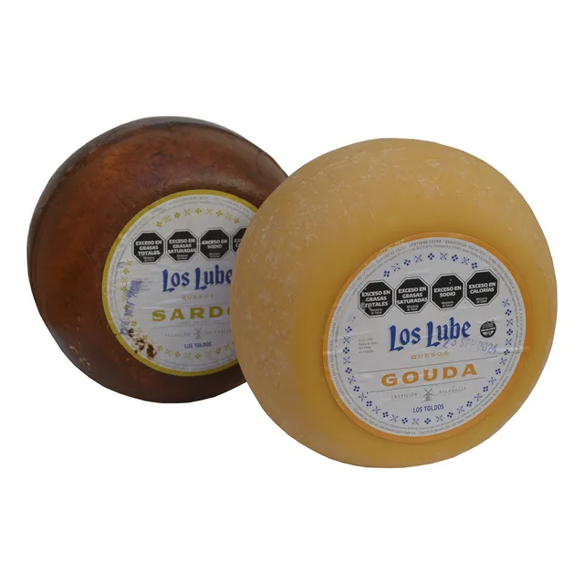 Queso Gouda Y Sardo Combo Dos Hormas