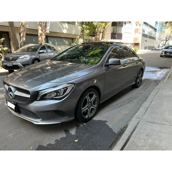 Mercedes-benz Clase Cla 1.6 200 Cgi Sport At