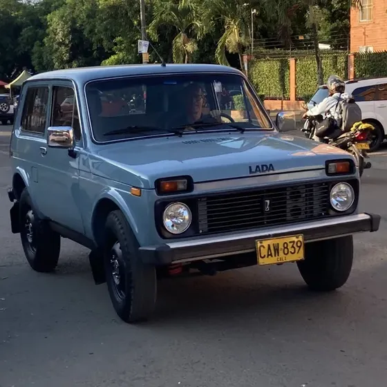 Lada Niva 2121 Modelo 1992, Restaurado
