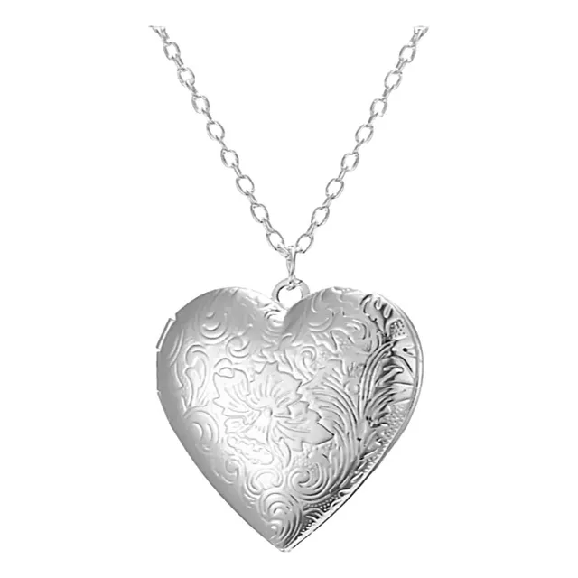 Collar Medallón Grande Relicario Corazón Repujado 