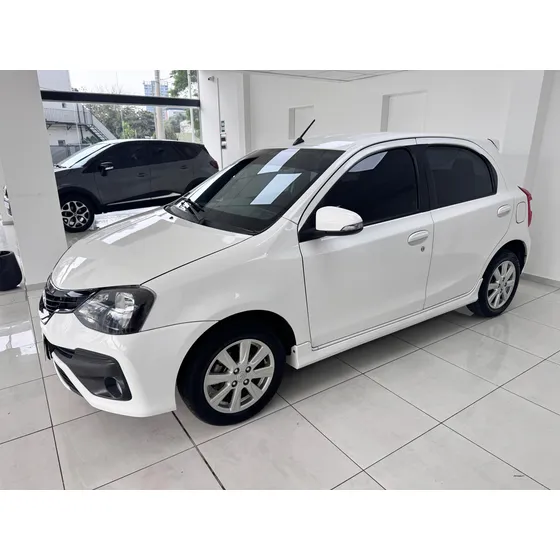 Toyota Etios 1.5 Xls Mt