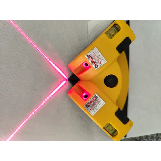 Escuadra Laser