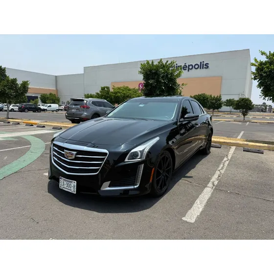 Cadillac Cts 3.6 Luxury Sedán V6 T At