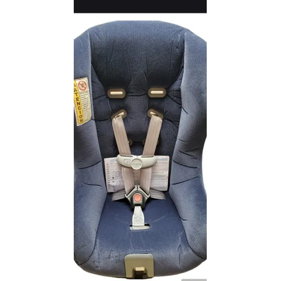 Silla Portabebe Nueva, Marca Cosco. Para Carro.