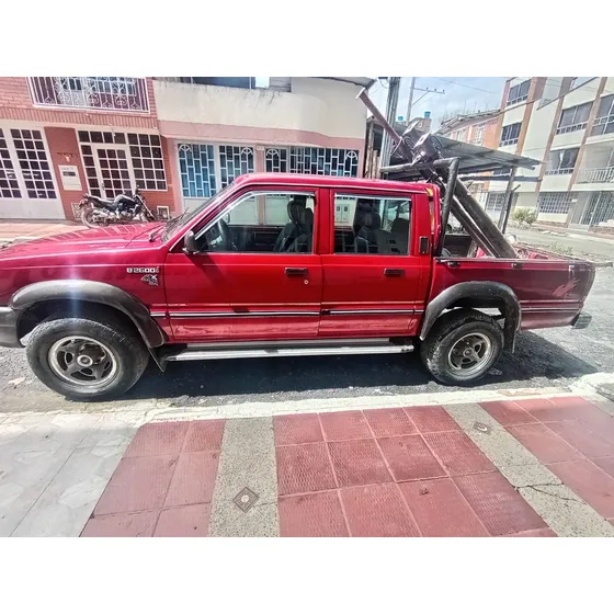 Mazda B2600 2.6 B2600