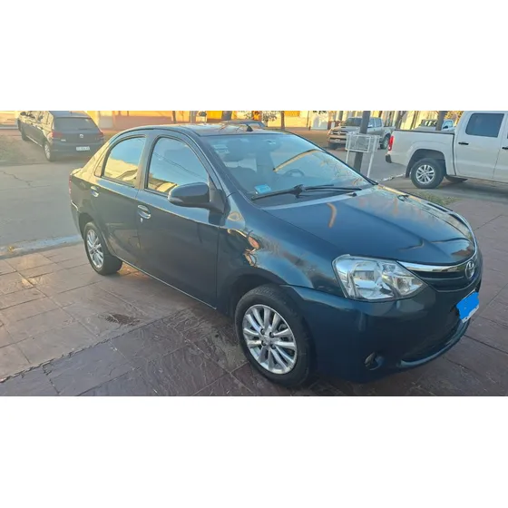 Toyota Etios 1.5 Sedan Xls