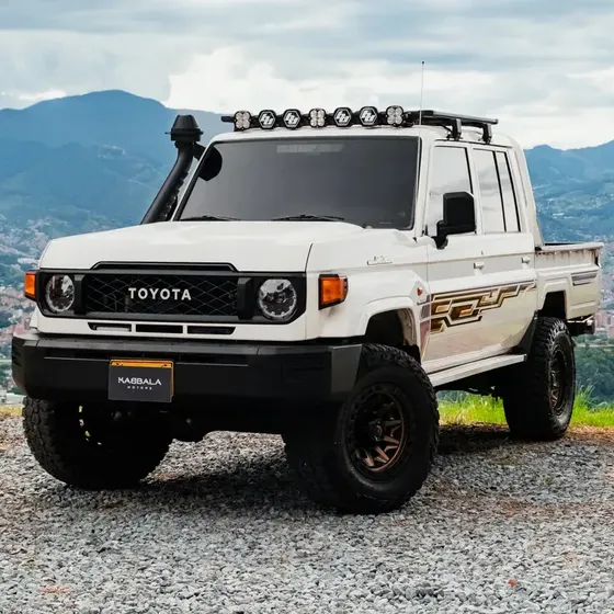 Toyota Land Cruiser 79 2024 4.0 79