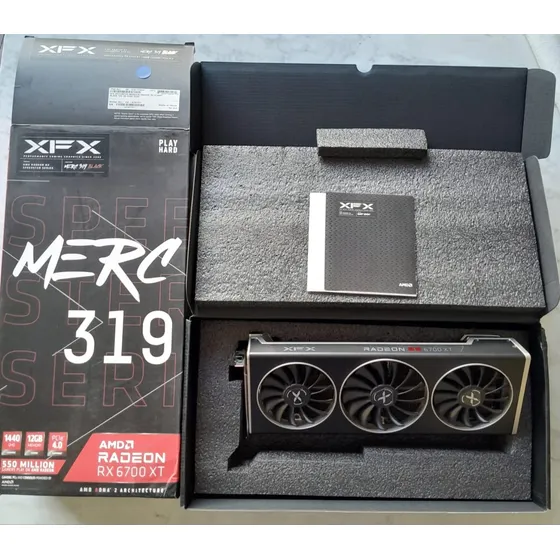 Placa De Video Amd Radeon Rx 6700 Xt 12gb Merc 319