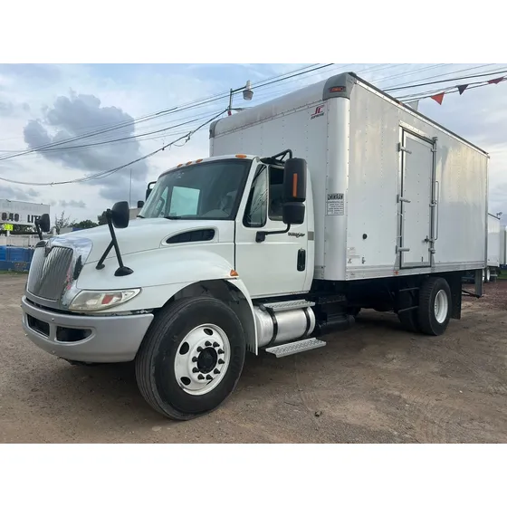 Camion Rabon Interantional 2013 Importado Caja Seca Id 1536
