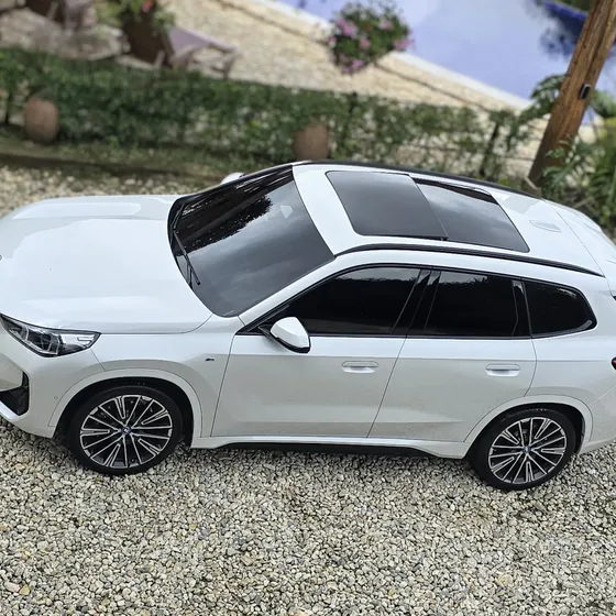 BMW Ix1 2025 Xdrive 30i / Paquete M / Unico Dueño / Como Nueva