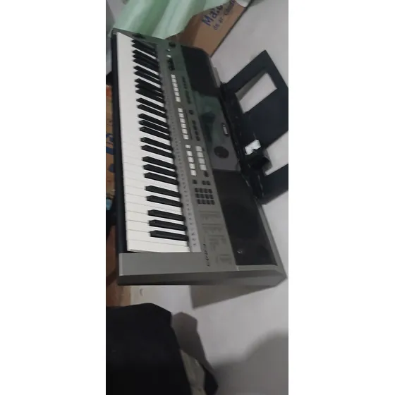Teclado Musical De 61 Teclas Yamaha Psr Series Psr-e443