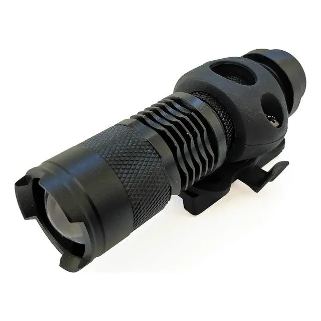 Linterna Táctica + Base Casco Militar Con Riel Luz Led Zoom 