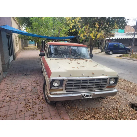 Ford F-100 3.6 Lujo