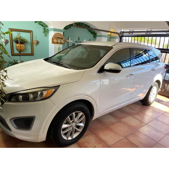 Kia Sorento 2.4 Lx At